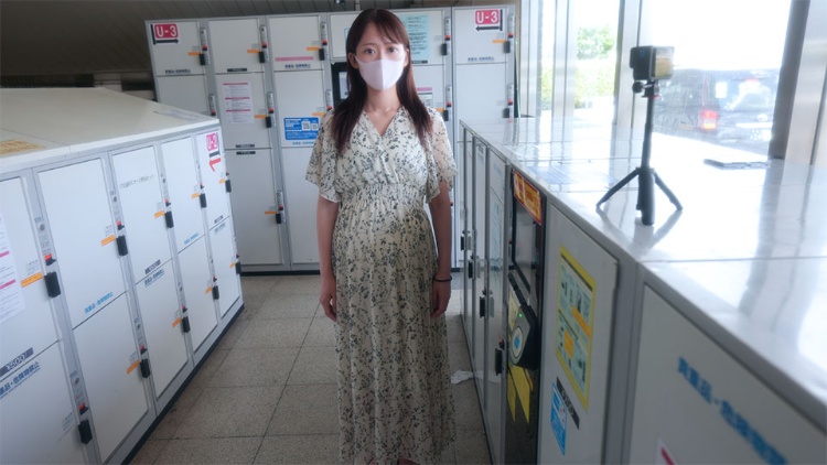 18岁怀孕7个月超美主妇