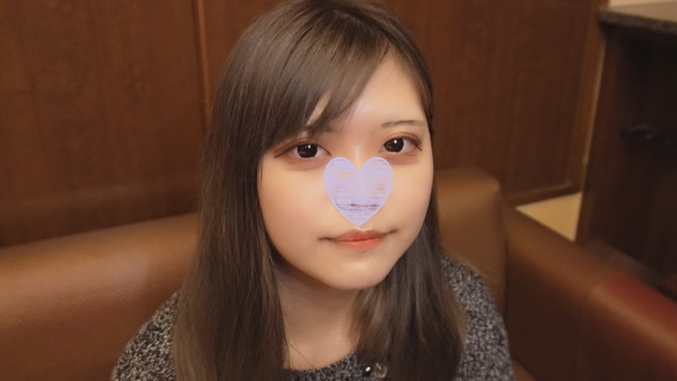 桃子19岁。