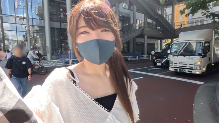 H罩杯超，蓬松美胸，白皙丝滑肌肤！ 