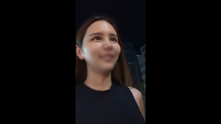 与有男朋友的青梅竹马的禁忌出轨旅行
