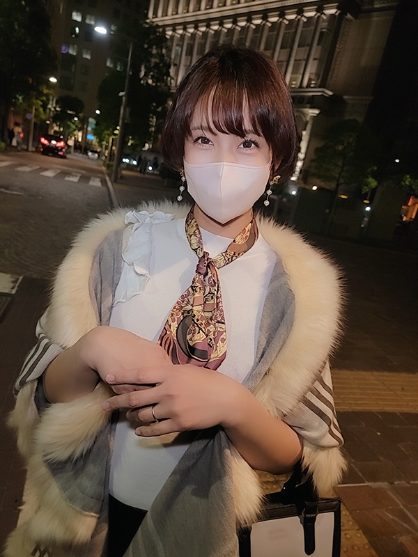 可爱的妻子Kaho，29岁，从应用程序获得