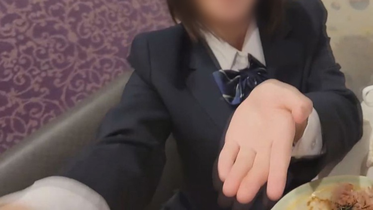 【無】小恶魔女孩。在卡拉 OK
