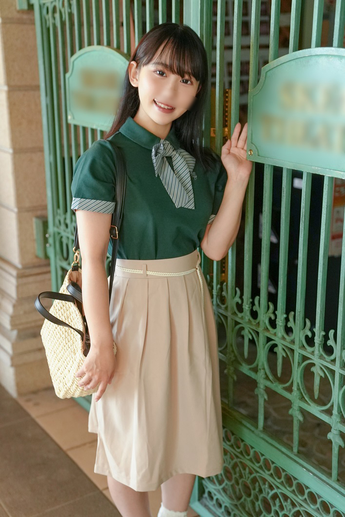 名古屋发现了一个18岁的宅男神可爱女孩！