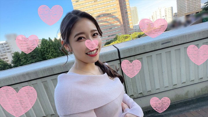 学⾷の美⼈お姉さん32 岁
