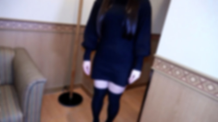 【無】黑发美女和工整的书法班老师