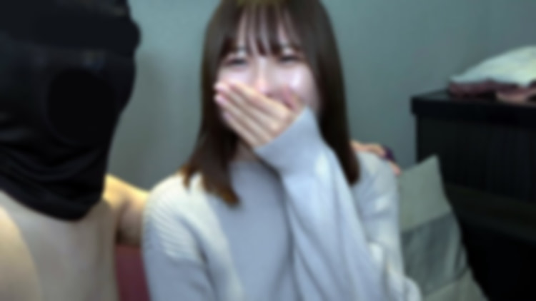 【無】少し地味で真面目な女