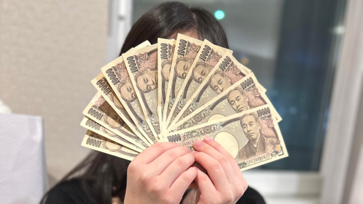 【無】彼女、実はお金持ちのお嬢様。