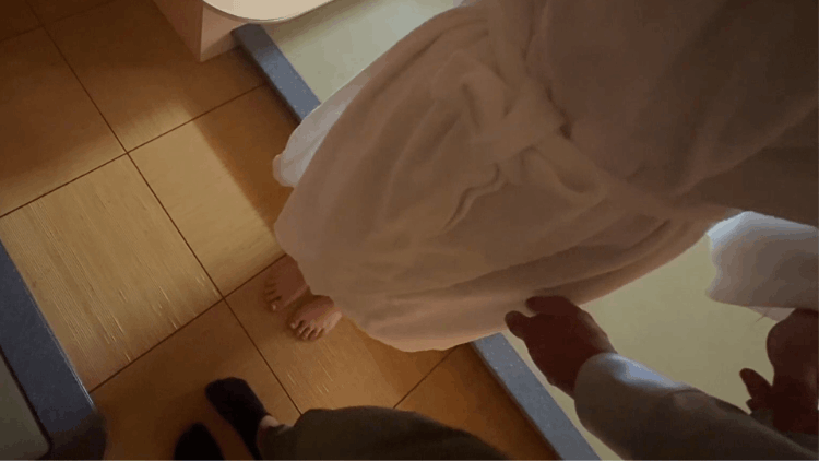 【無】彼氏持ち19岁苗条ー美女