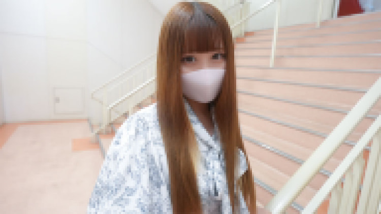 清楚でお嬢様短大に通う２０才、完全初撮影