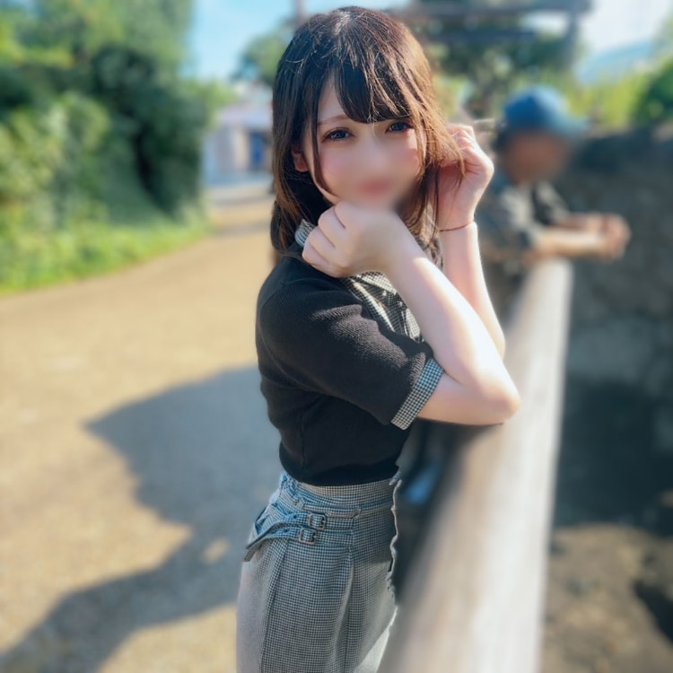 【無】国际科に通う乃○坂系18歳
