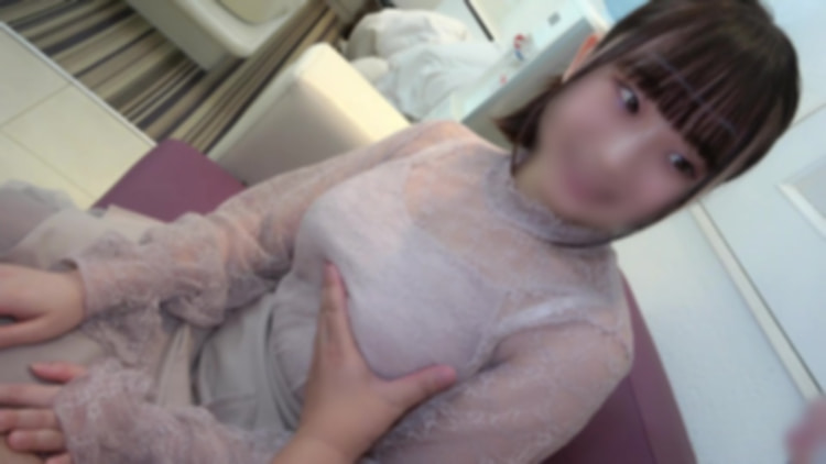 【無】１８歳Ｇ罩杯カフェ店員。 