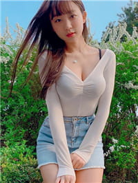 韩国直播主《DJHenney》沐浴影片百万观看！