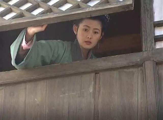 潘金莲：我不是荡妇武大郎：我不是卖烧饼的