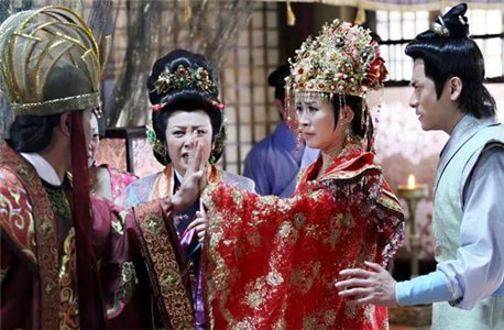 先报仇后报恩“千金小姐”原来是这样来的