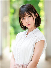 Ｆ杯美少女《宫岛芽衣》用身体赚学费「引退倒数100天」！