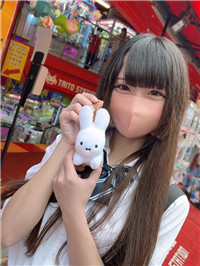 FC2-PPV-初撮影！個数限定【無修正】偶像フェイスで幼い顔した可愛すぎる女子◯生！！