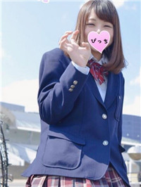 [绝对美丽的女孩] 制服约会的记忆 地下偶像和 18 岁生日的前一天。 