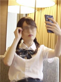 圧倒的美少女 由香19岁