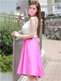 [惊人的 9 头身体] Insta 新婚  25 岁 ！