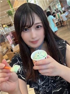 顔出し・お淑やかで清秀女子大生綺麗なEcup・・