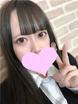 みすず20岁 透明感あふれる美女就活生！