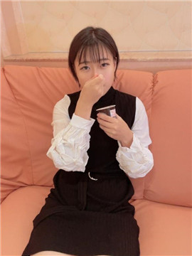 天から授かった素朴な可爱らしさ感度1000%の女子大生