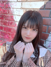 保育園では心优しい人気の美人先生