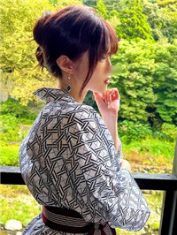 大学職員のお姉さん(28岁)