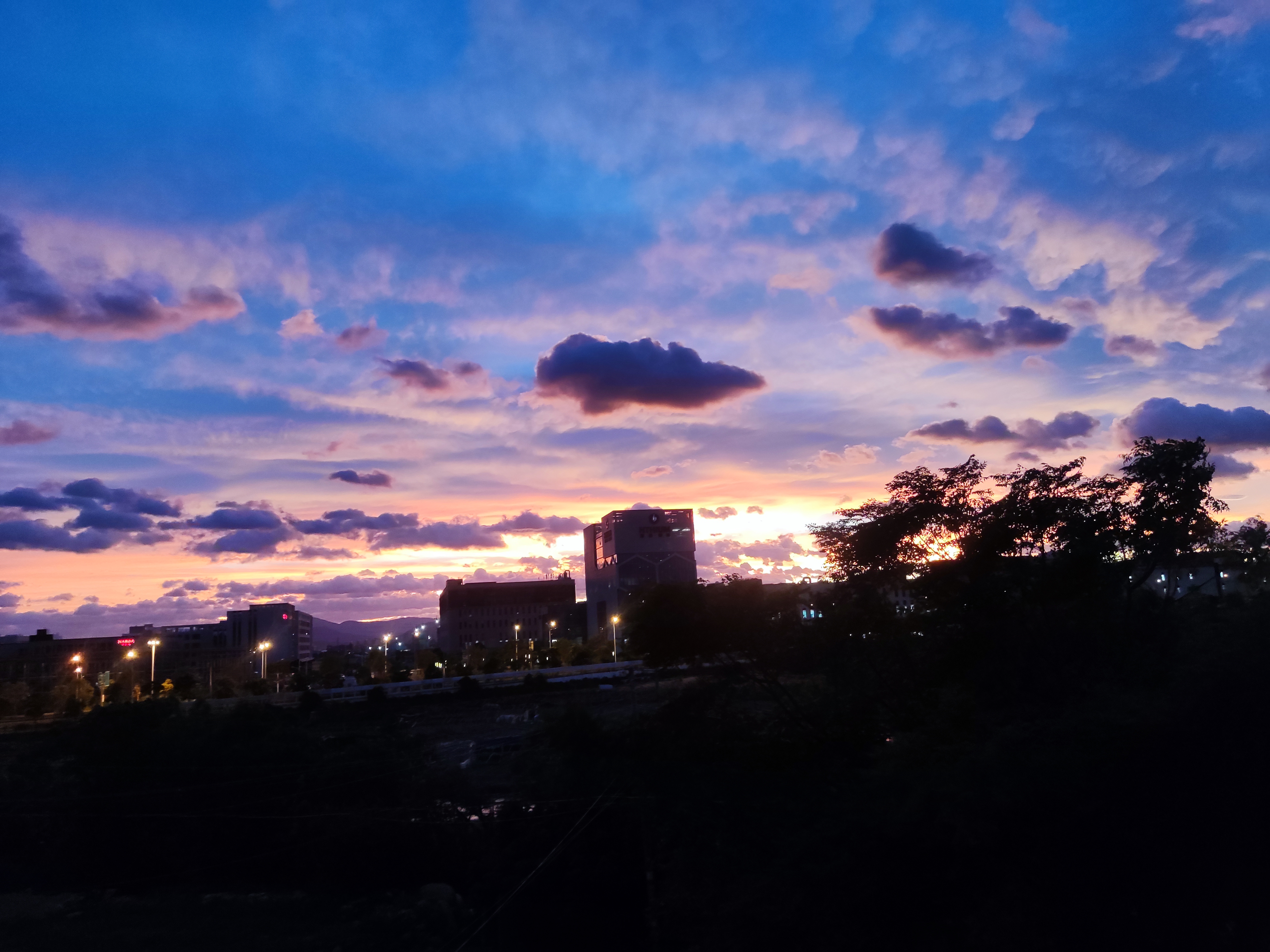 萧山机场ufo事件