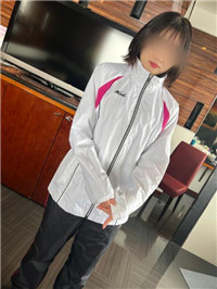求田径少女