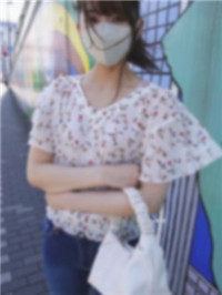【美女纤细】担心爱情不长久的美女模特！