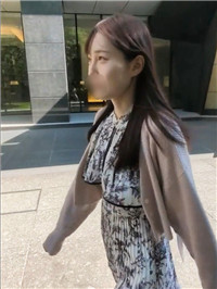 【素人】约好朋友的女友！美白正姊小只马「火车便当」做起来！
