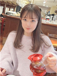 美女店员到D◯c◯m◯店工作