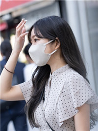 [无码]知的な文系女シで有名だった彼女