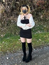 【無】出産直後の金发人妻