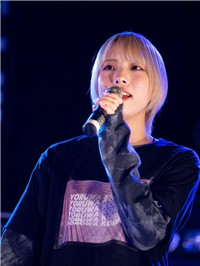 【影片】地下偶像女团《YORUKORE》前成员「ERIKA」爆FC2下马！