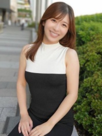 【影片】和偶像同名同姓！F杯御姊《梦乃澪》FC2下马！
