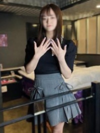 【無】色白苗条ー１　８　才美⚫︎女が初登場し