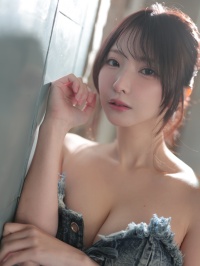 【新人】2025 最初也最棒！超美颜Ｈ杯人妻《新妻优香》让你一辈子难忘！