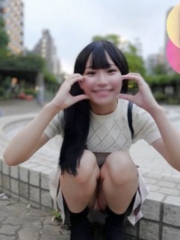 华奢で可爱い20歳の女