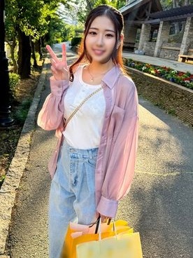 不起眼女孩封面