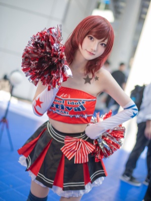 日本Coser《あんず》专注自己喜爱的角色！西木野真姫、神秘「鲸井令子」都还原！封面