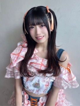 有养柴犬的美女《小柴あいり》也是小狗可爱颜！阳光美少女的形象代表！封面