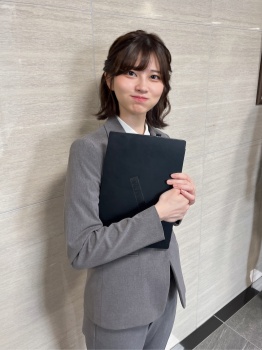 职场美女《佐保里SAO》可爱外貌爆红！就连伊隆马斯克都转贴她！封面