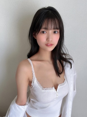 四季皆宜的美女！甜美气质《赤间四季》夏天的泳装性感又清纯！封面