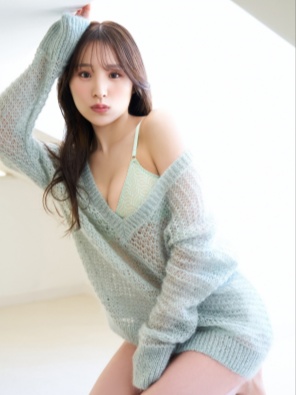 山梨县正妹《左伴彩佳》温柔伴左右！笑容带着大姊姊的气质！封面