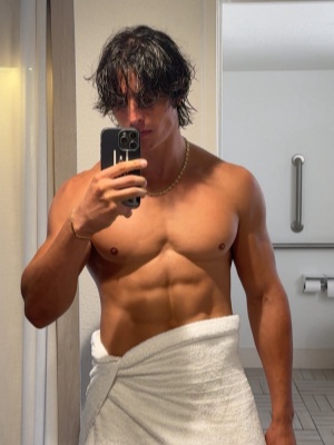 【上车】Pornhub观看数6.8亿！人气素人《Gattouz0》超带感！